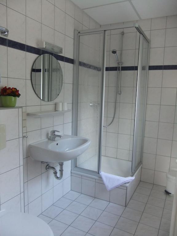 Zur Edlen Krone Neuhausen  Phòng bức ảnh